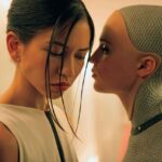 صحنهای از فیلم زیبا و البته کمی ترسناک اکس ماکینا (Ex Machina 2014)