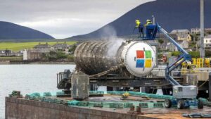 یکی از آن مراکز داده (data center) مربوط به کمپانی مایکروسافت