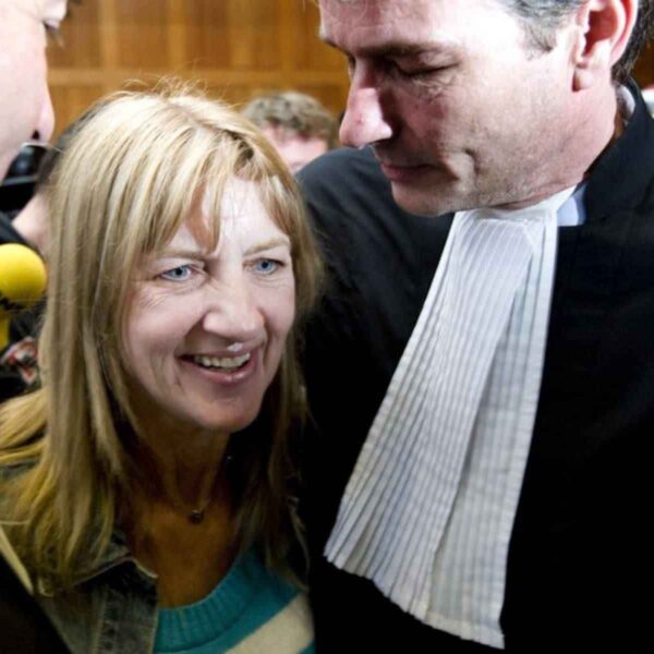 لوسیا د برک